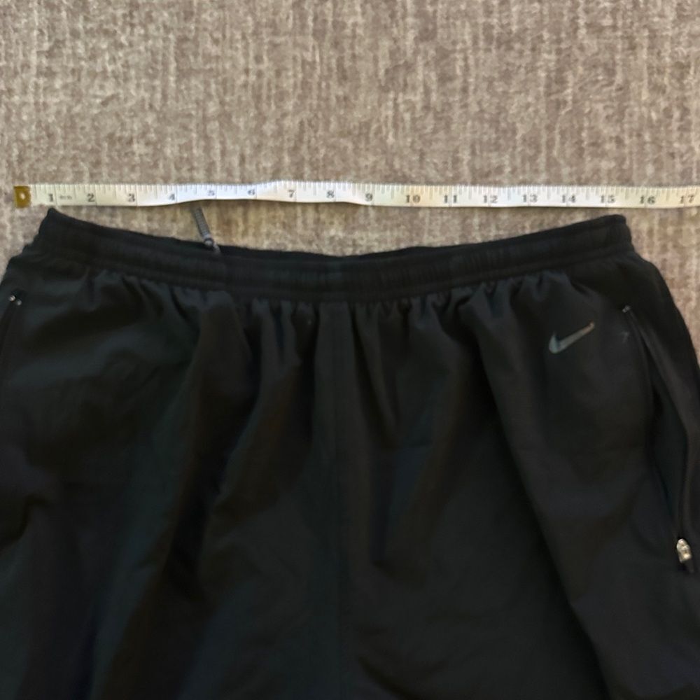 Nike- track pants - Picture 5 of 8
